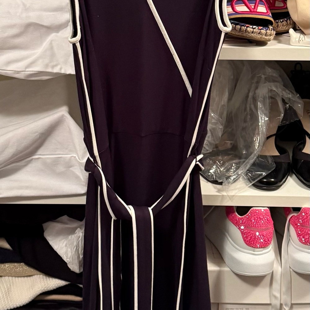 Ann Taylor Black and White Midi Dress